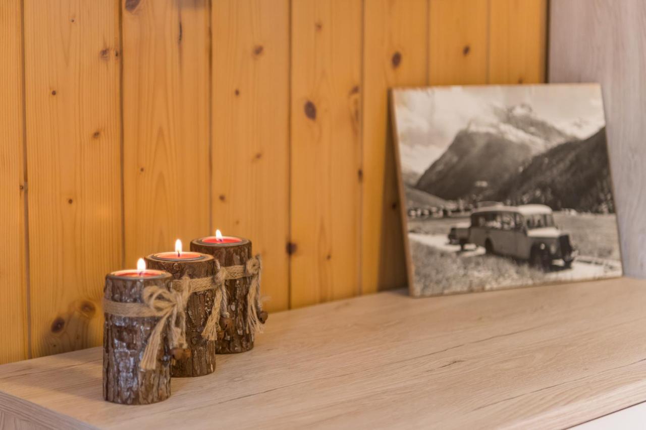 ザース・グルントHaus Alpenblickアパートメント エクステリア 写真